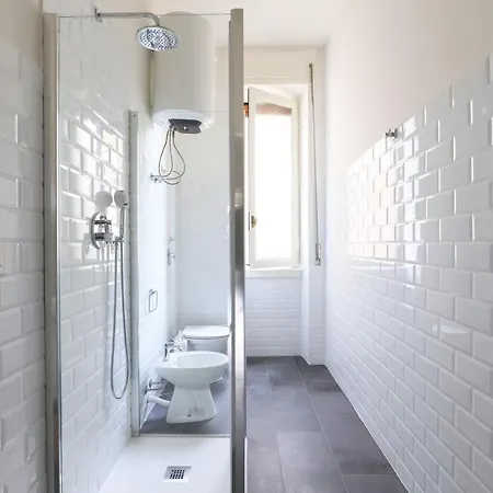 Adelaide Elegant Apartman *